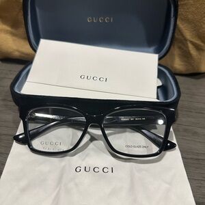 Gucci Glossy Black Eyewear